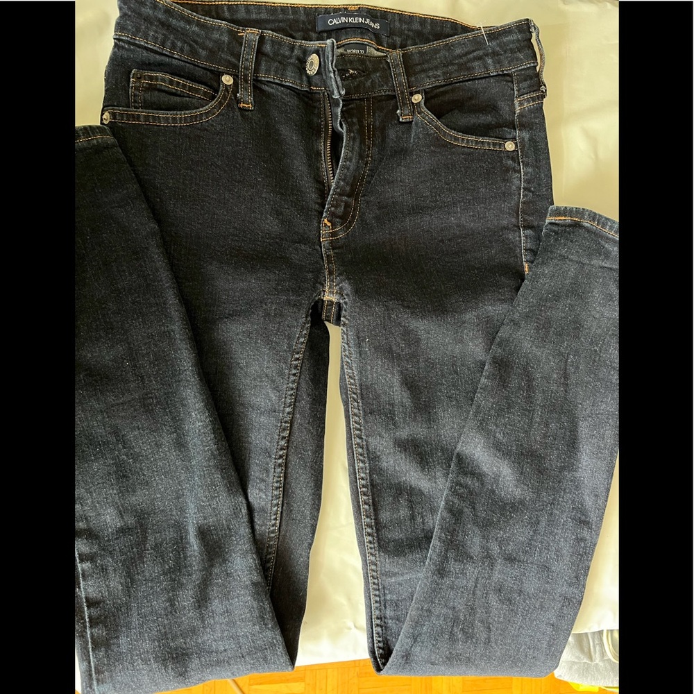 Womens Calvin Klein jeans size 28x32